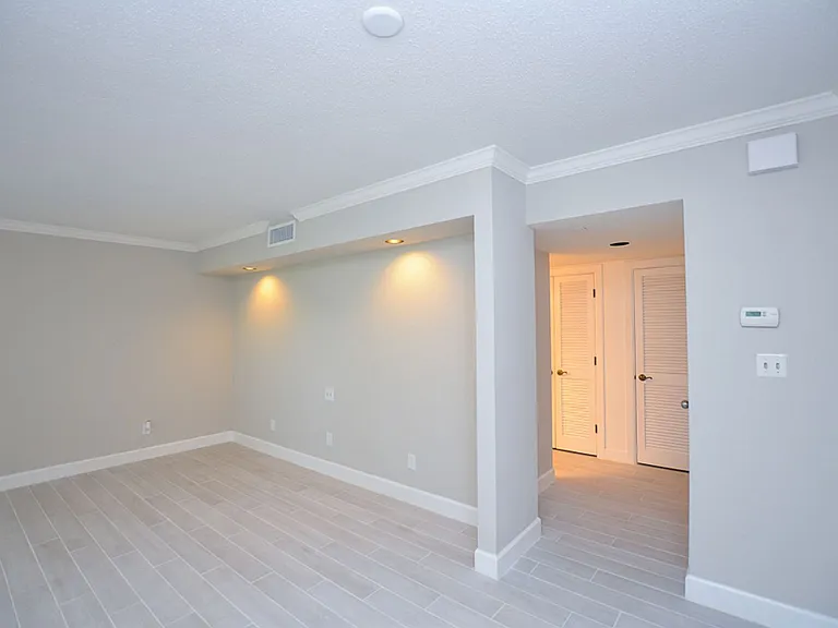 622 Olde Camelot Cir #3212 — Photo 35