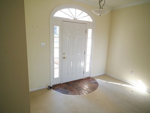 5th image of 129 Fairway Dr