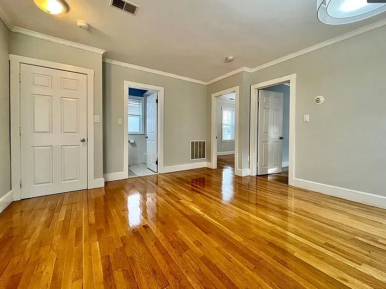 84 Baker Ave #R — Photo 8