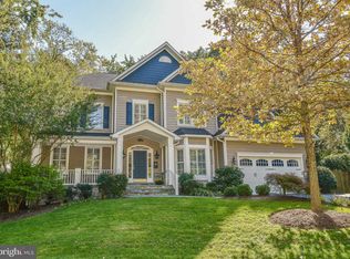 108 Church Pl, Falls Church, VA 22046