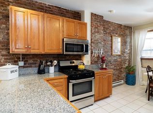 638 Washington St, Brookline, MA 02446