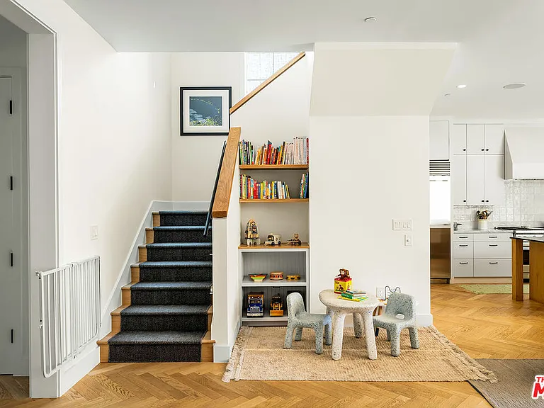 1099 Nowita Pl — Photo 14