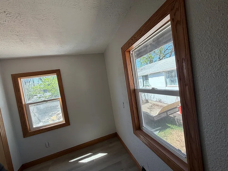 215 S Garfield Ave — Photo 22