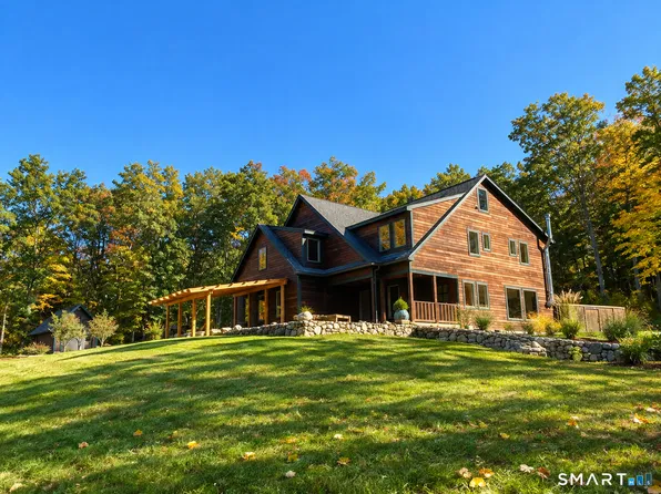 55 Mount Tom Passway, Morris, CT 06763