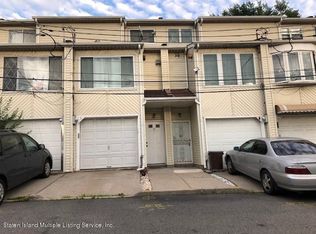 33 Mosel Loop, Staten Island, NY 10304