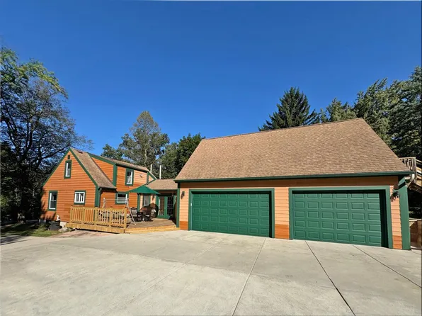 W204N6870 Lannon ROAD, Menomonee Falls, WI 53051
