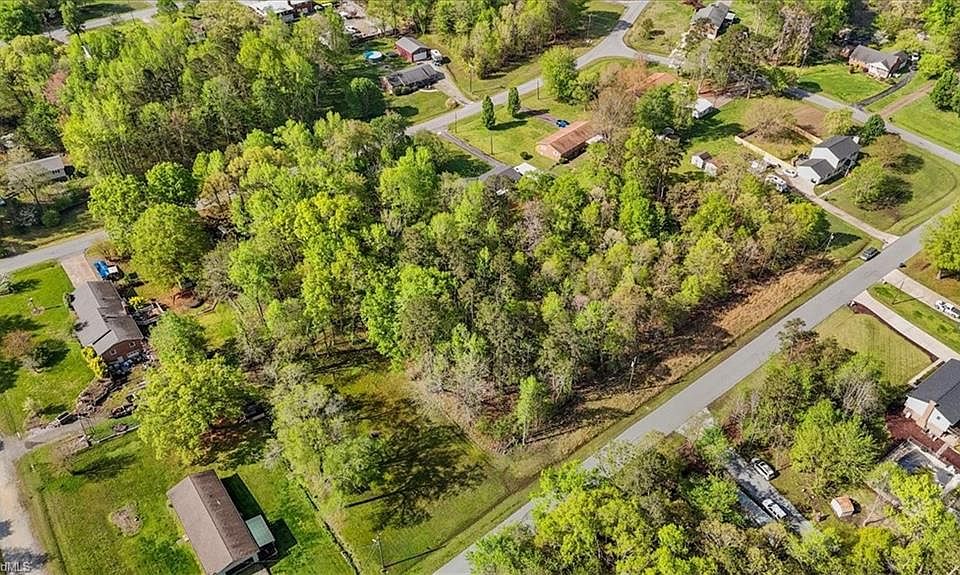 2nd image of 5807 Appling Rd