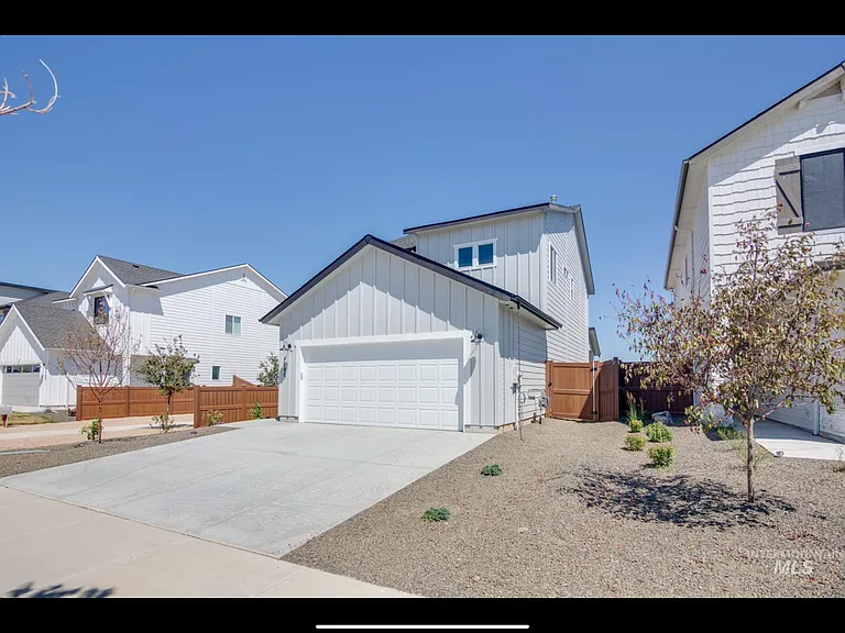 7148 W Riverwood St — Photo 3
