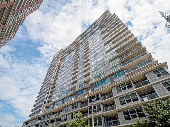 59 E Liberty St #2401, Toronto, ON M6K 3R1