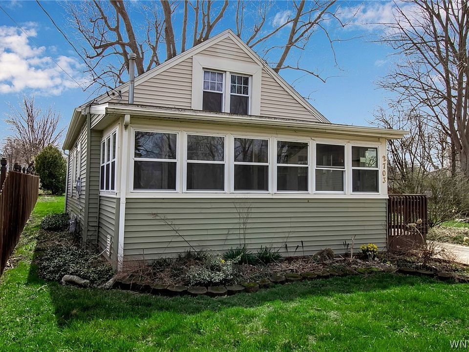 1st image of 2703 Riverton Ave