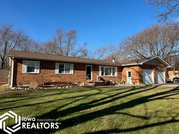 1042 Centennial Ave, Gladstone, IL 61437