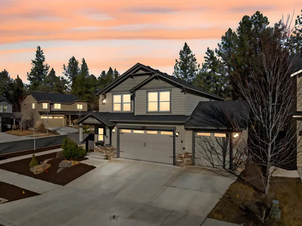 20657 SE Meadowsweet Dr, Bend, OR 97702