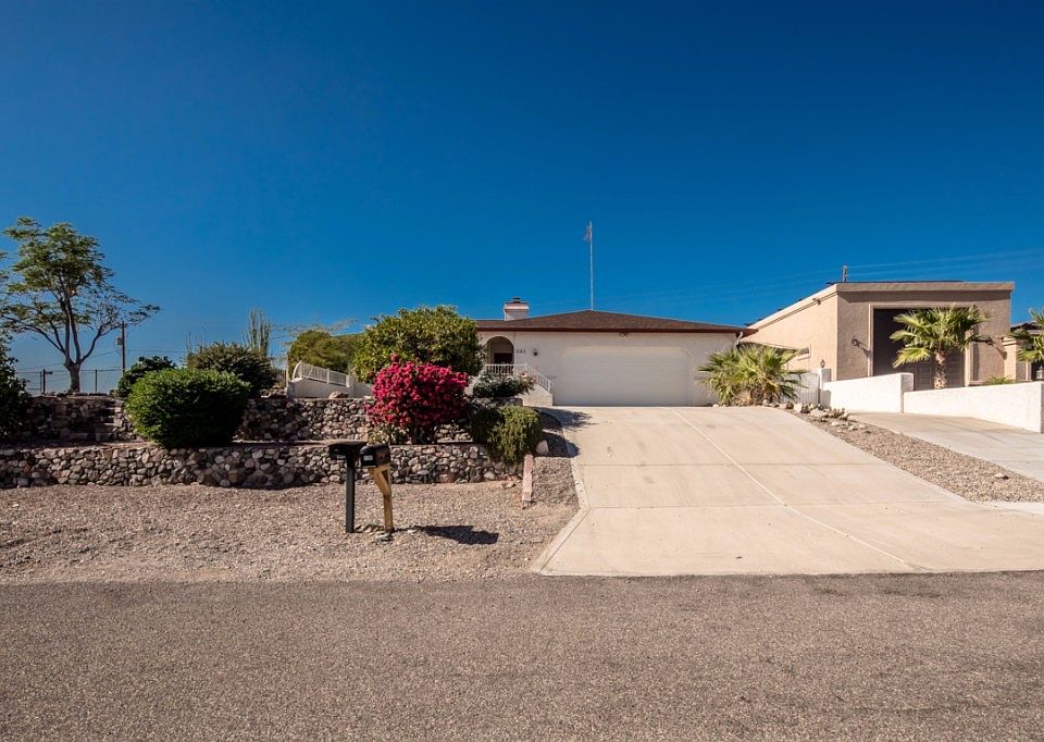 1st image of 3785 Comet Dr