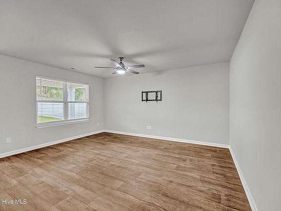 5th image of 668 Buckeye Rd NE