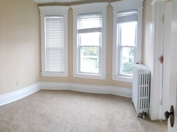 22 Potter St #2