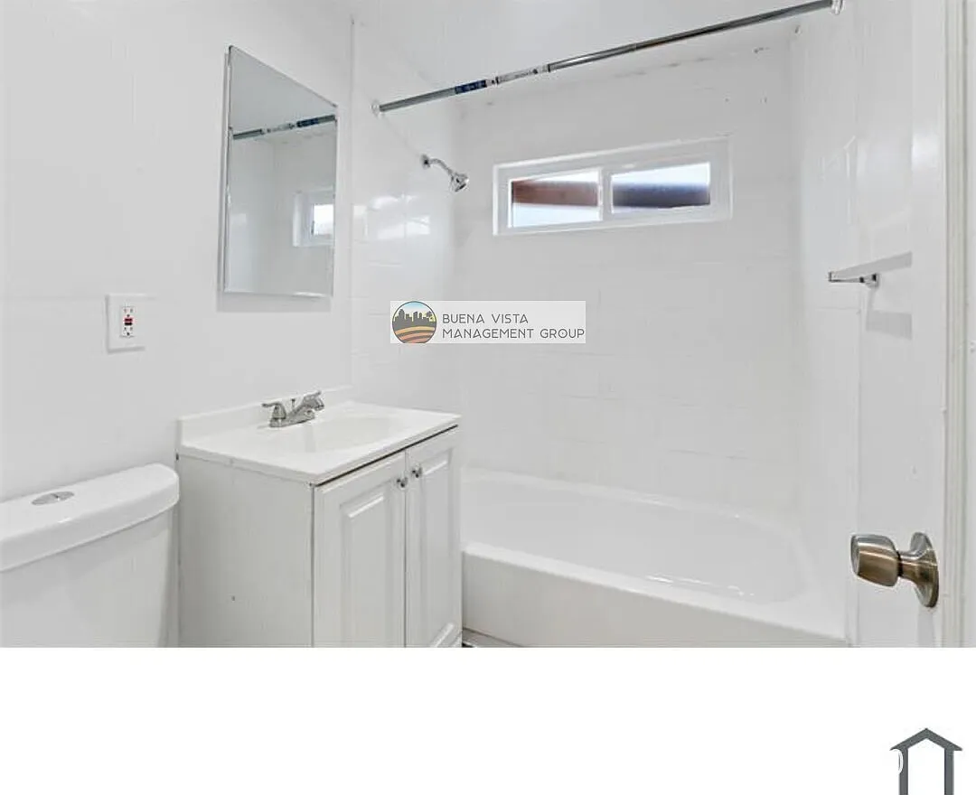 1 Bedroom Apartment 1006 1/2 N Burris Ave in Compton, CA — Photo 4