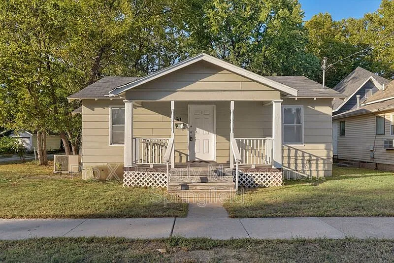1 bed, 1.0 bath, 1000 sqft, $850 — Photo 1