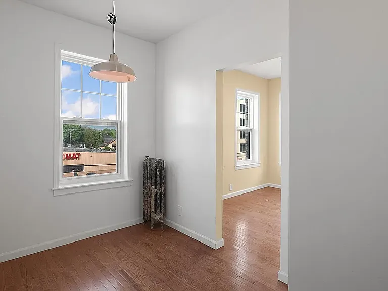 9 Woodland Apartments — Photo 47