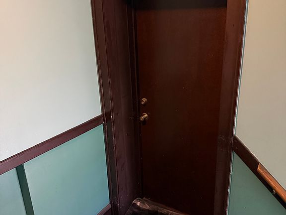 4th image of 254 W 80th St Unit 1