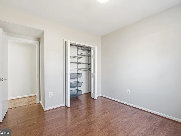 3343 Slade Run Dr — Photo 35