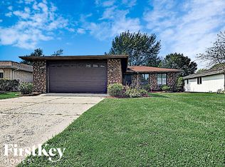 17808 State Line Ave, Lansing, IL 60438