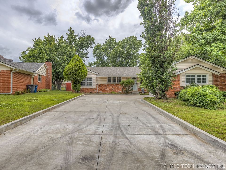 1st image of 4416 E 58th Pl