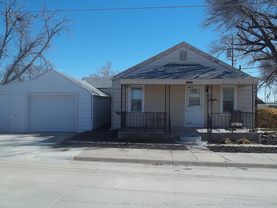 2nd image of 1408 Montgomery St