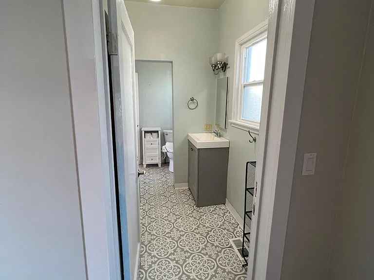 211 Stanford Ave — Photo 25