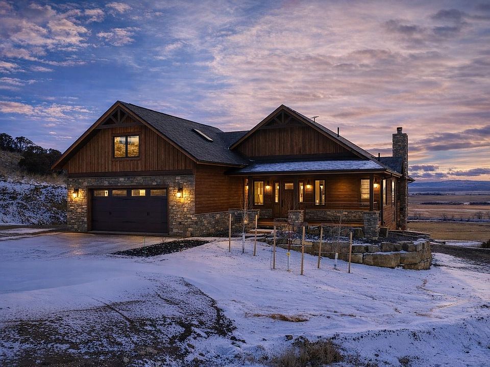 1st image of 499 Saddle Ridge Rd