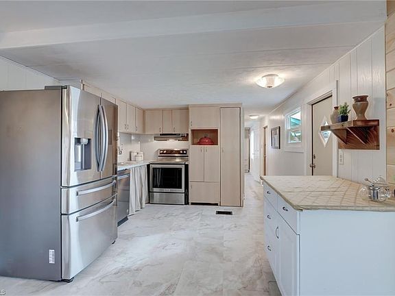 4th image of 144 Cedar LN #54