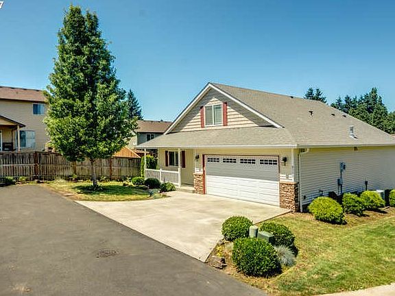 2nd image of 5110 NE 48th Cir