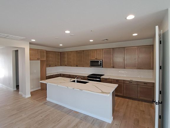5th image of 14942 S 178TH Drive