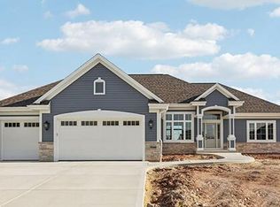 1940 North Creek DRIVE #Lt111, Grafton, WI 53024