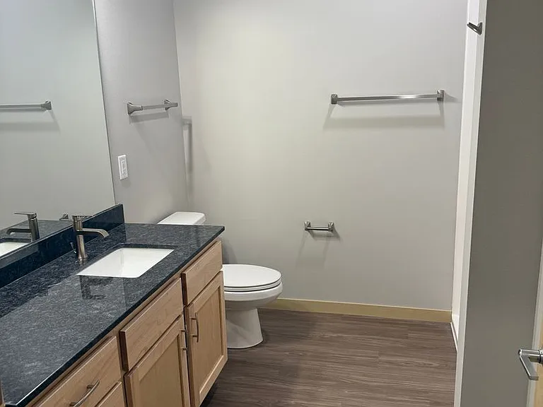 Mira Apartments — Photo 46