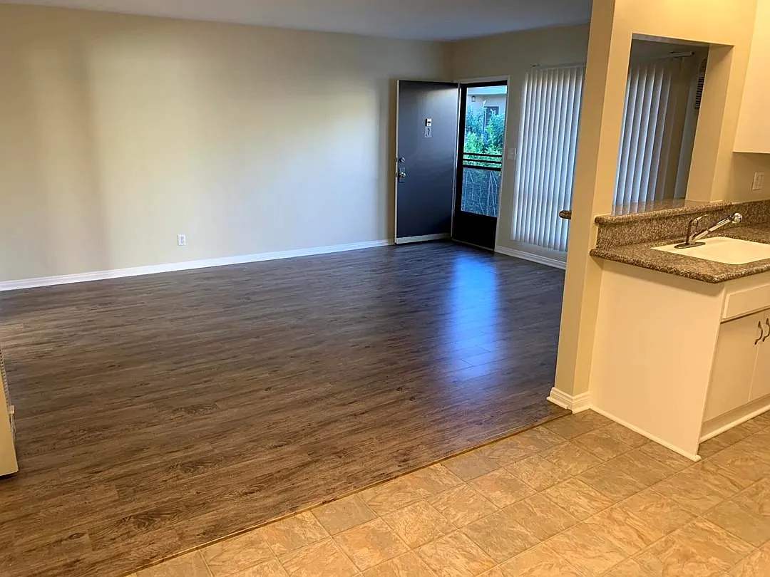509 E. San Jose — Photo 4