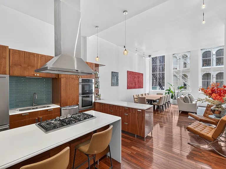 48 Walker St #2W — Photo 1