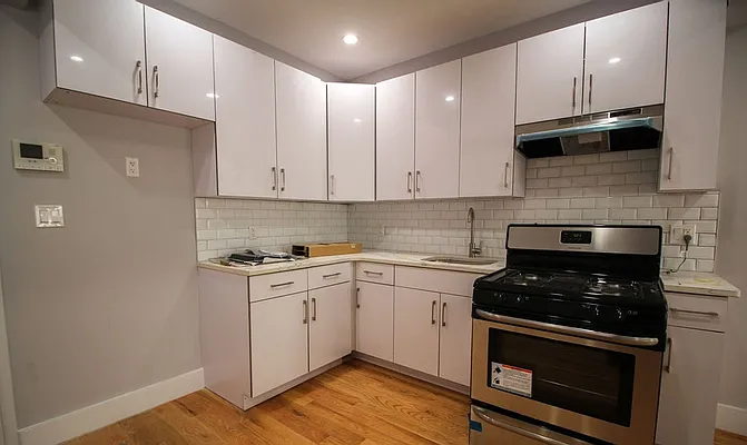 Rented by EXR | media 1