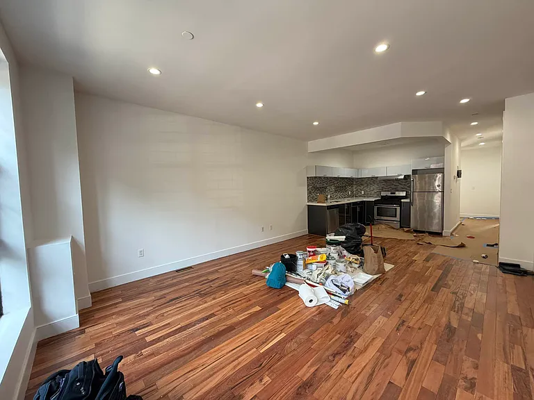 910 Lafayette Ave #1 — Photo 11