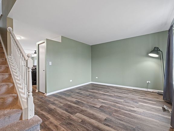 5th image of 2815 Providence Ln