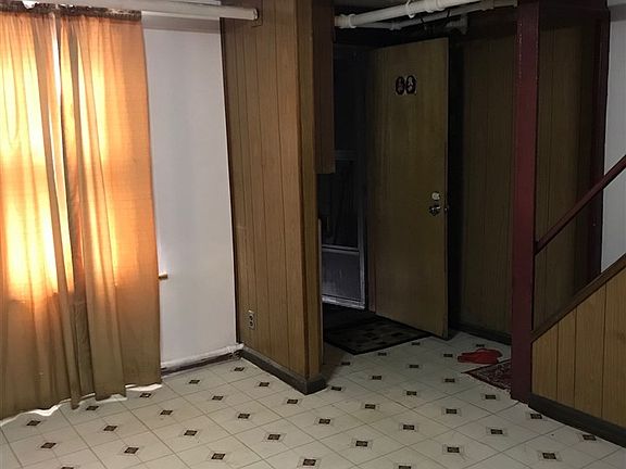 4th image of 13 Britton St