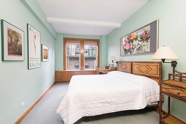 Sold by Compass | media 3