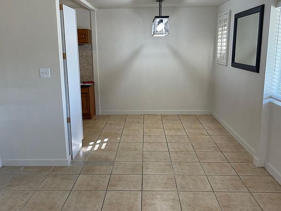 4th image of 4536 W Fairmont Ave