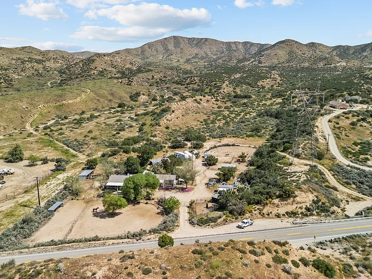 31720 Angeles Forest Hwy #B — Photo 23