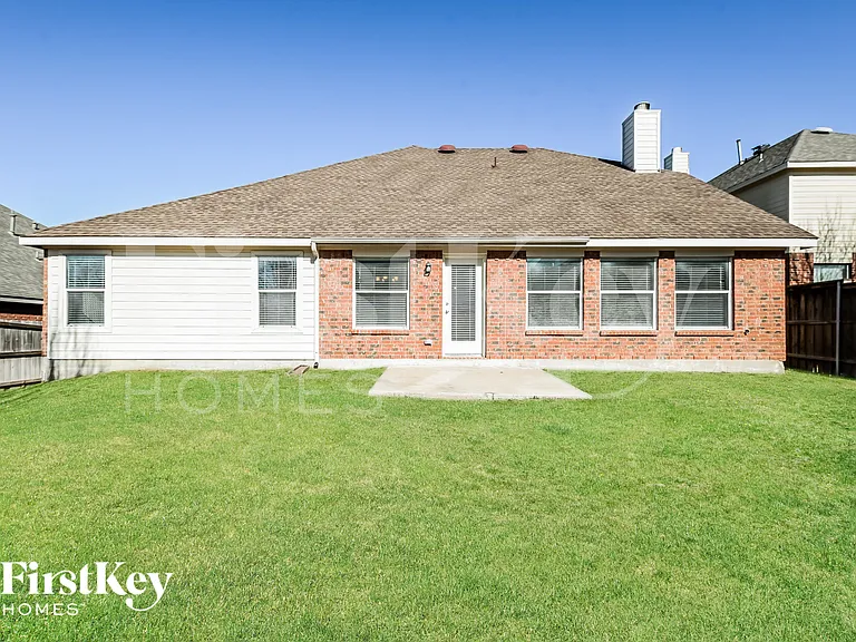 502 Dover Park Trl — Photo 15