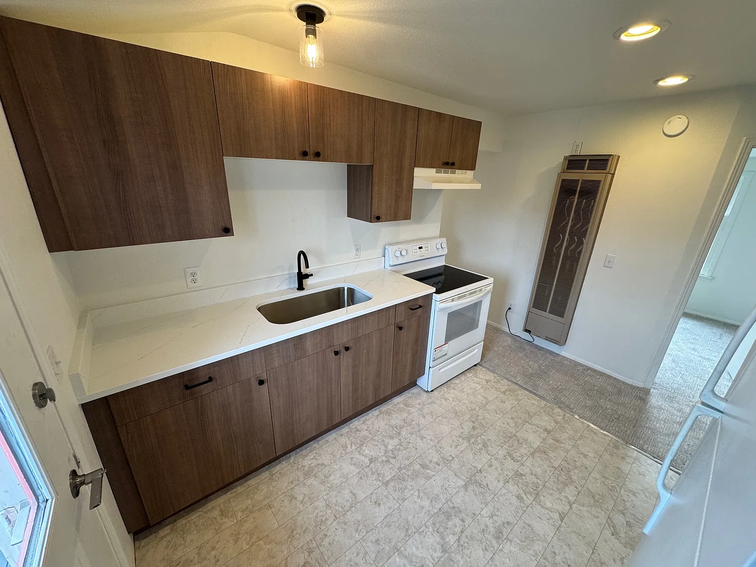 1 bed, $1,250 — Photo 1