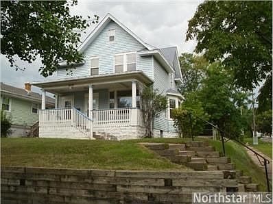 1st image of 895 Desoto St
