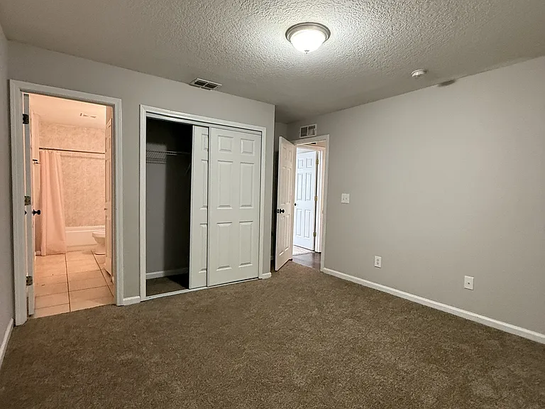 6625 Vermillion St — Photo 11