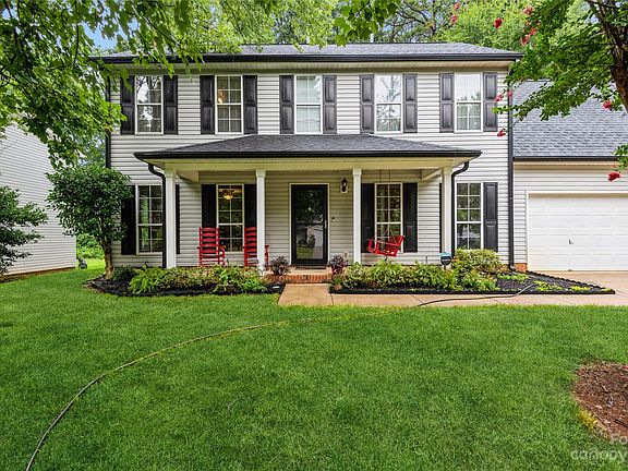 2nd image of 4018 Mozart Ct