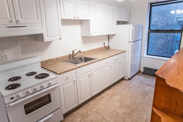 Rented by Corcoran | media 6