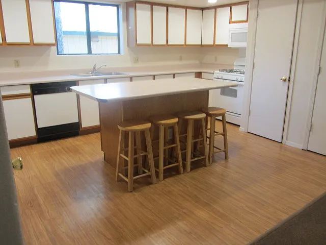 Wavertree Apartments LLC